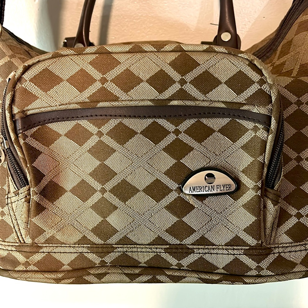 American Flyer NWOT Tote Bag in excellent condition - Picture 2 of 5